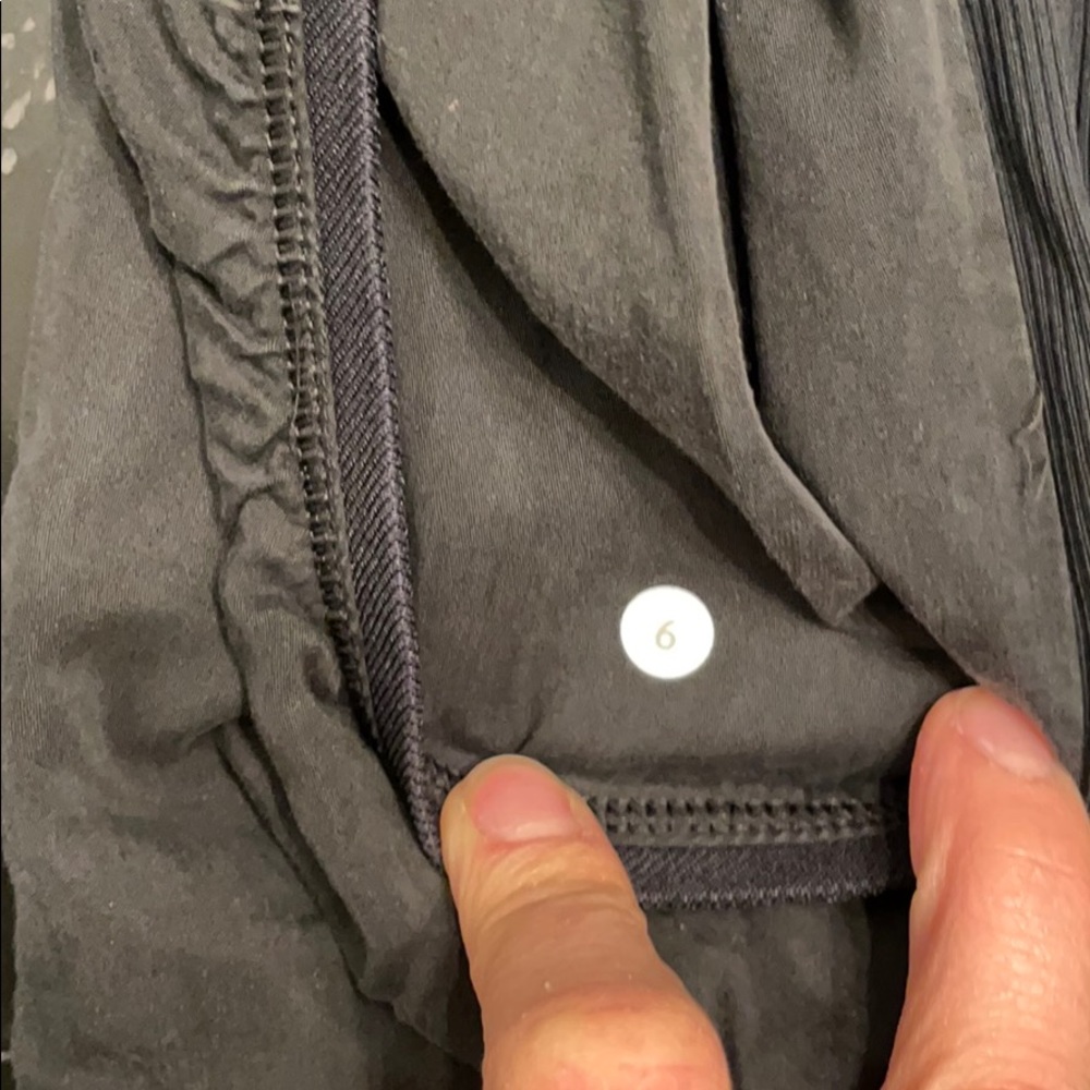 Lululemon Jacket - Picture 8 of 8